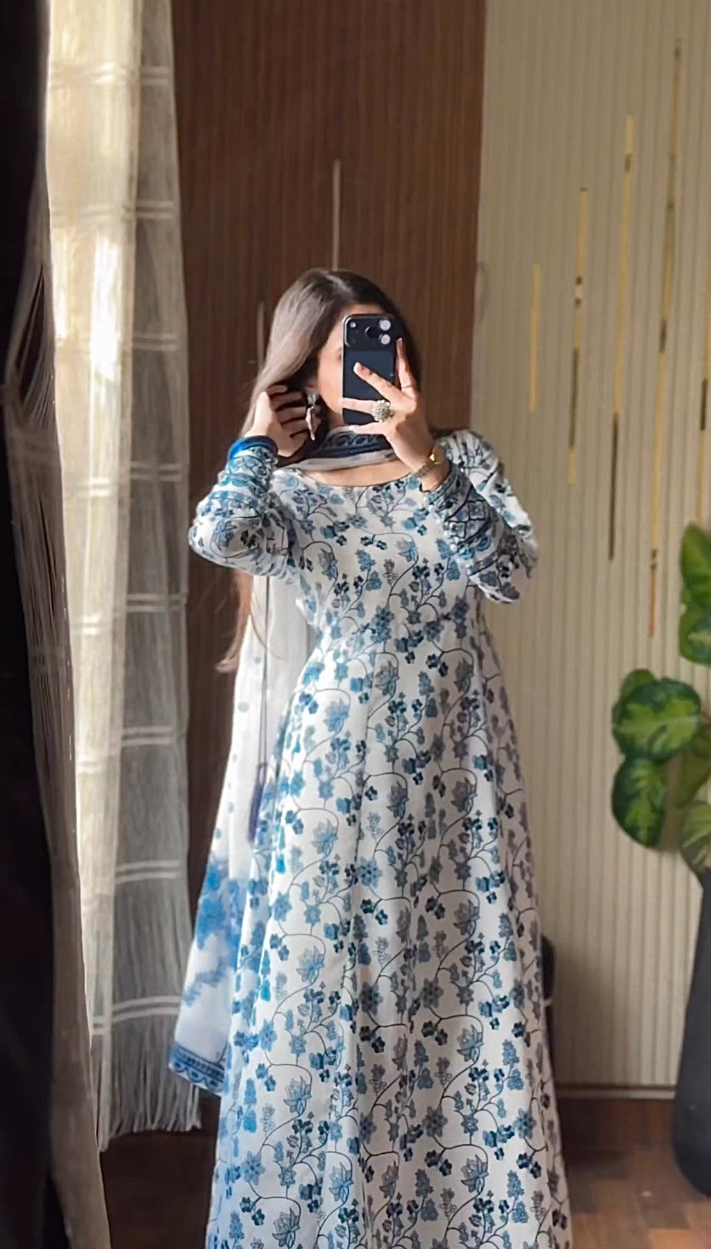 Faiza Saqlain Maxi – Swiss Lawn (Unstitched)