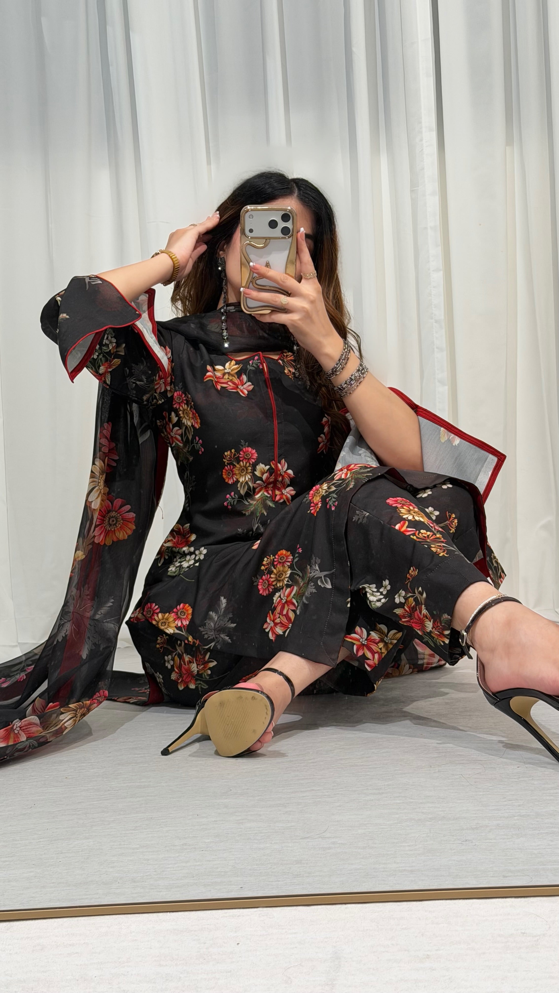 DIGITAL PRINTED SWISS LAWN 3pcs (Black Rose Charm)