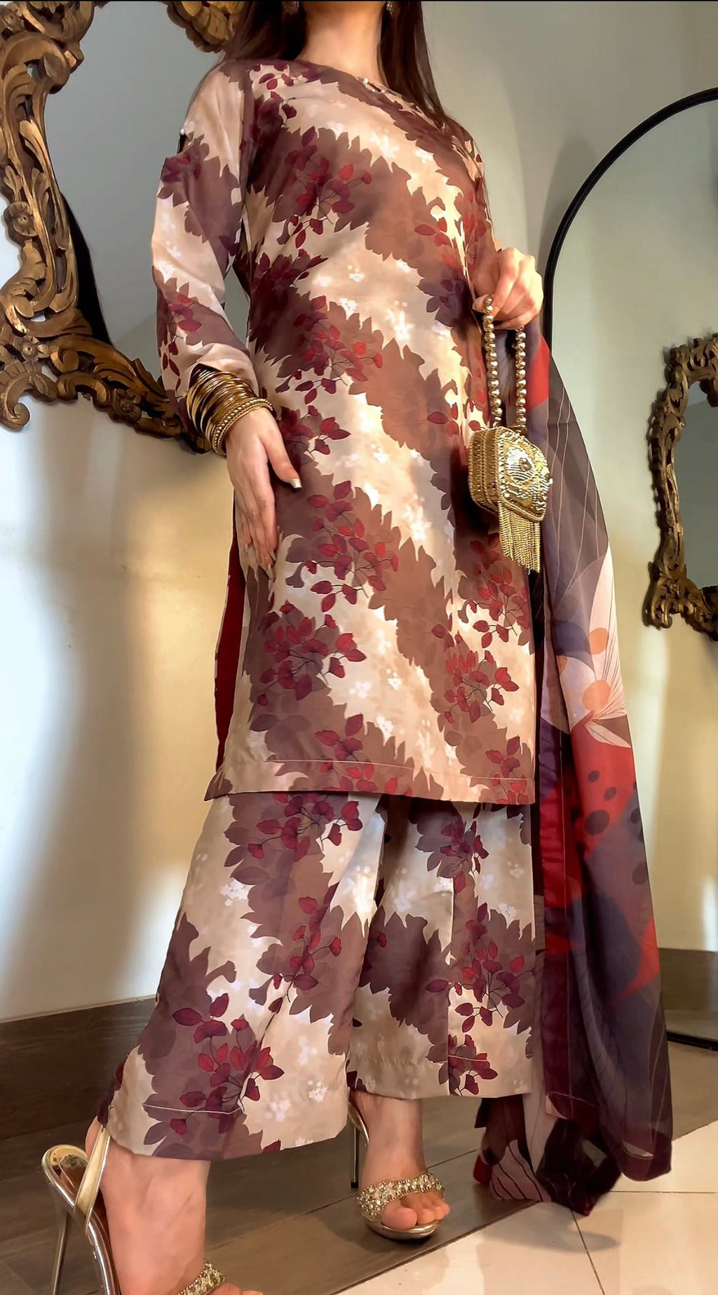 DIGITAL PRINTED SWISS LAWN 3pcs (BROWN FLORAL)