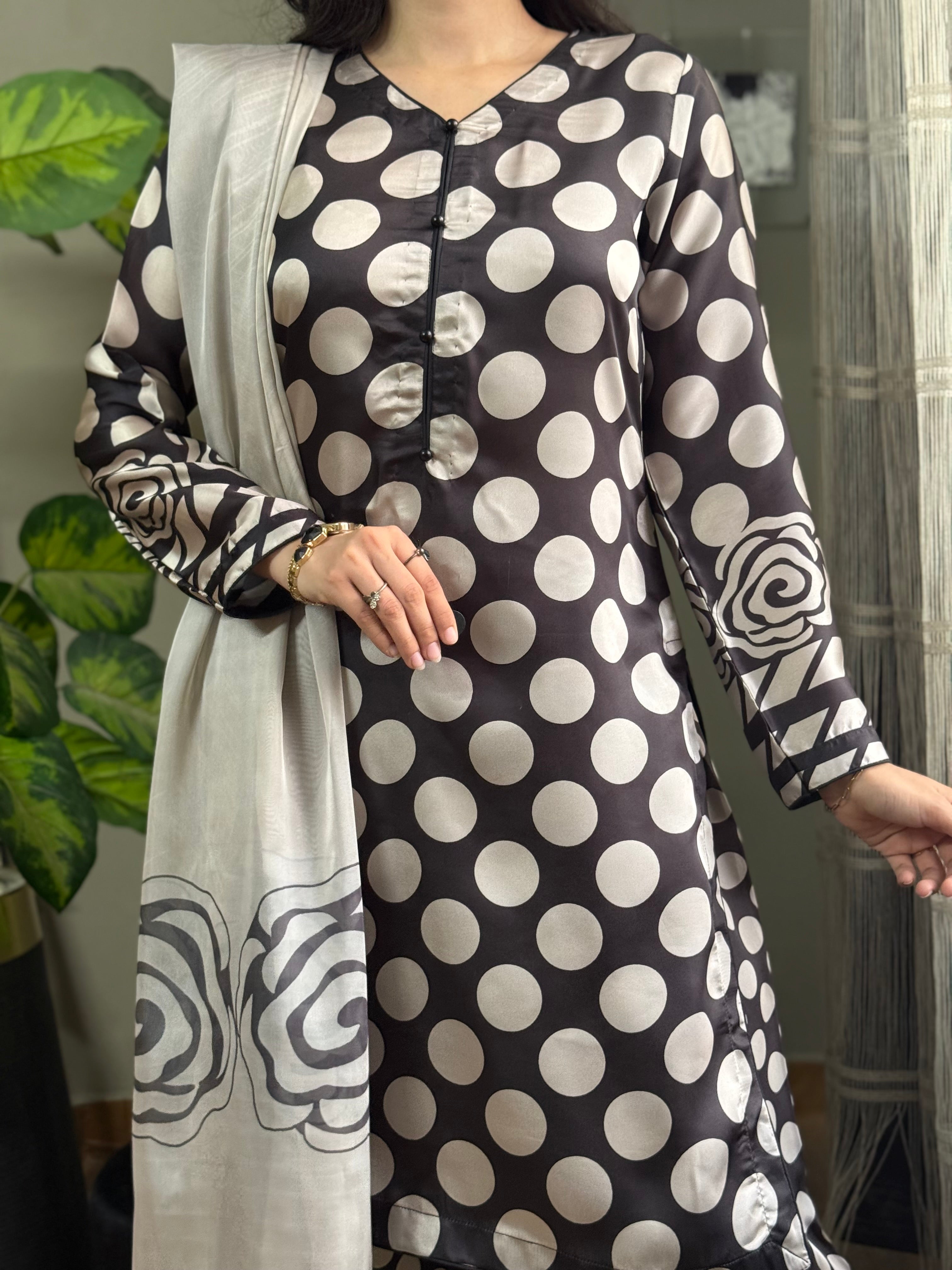 Digital Print Silk 3pcs (POLKA.)