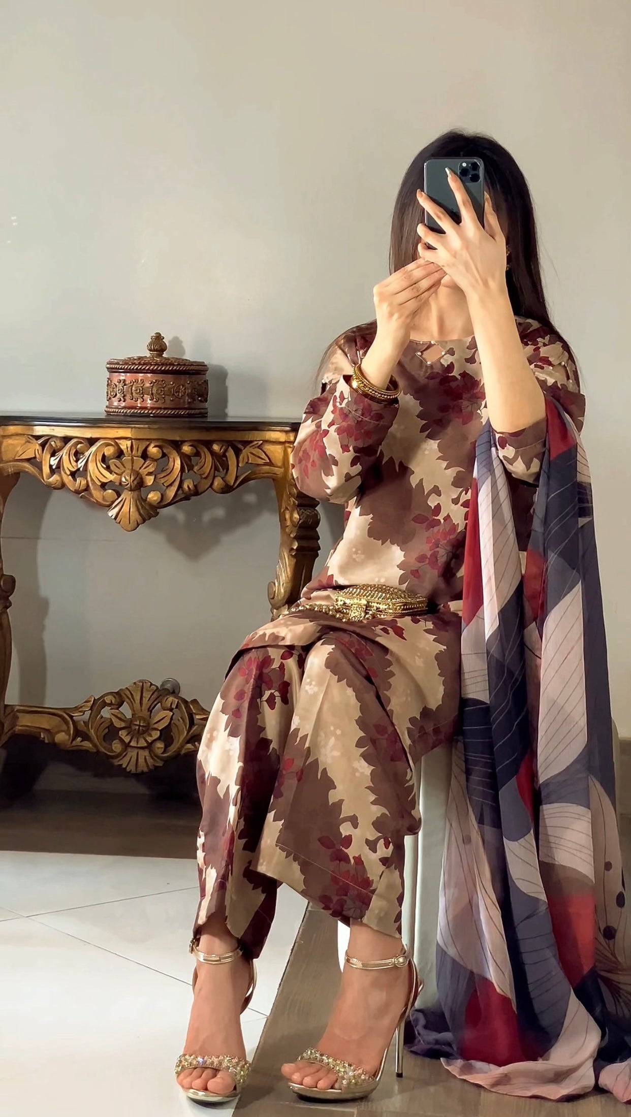 DIGITAL PRINTED SWISS LAWN 3pcs (BROWN FLORAL)