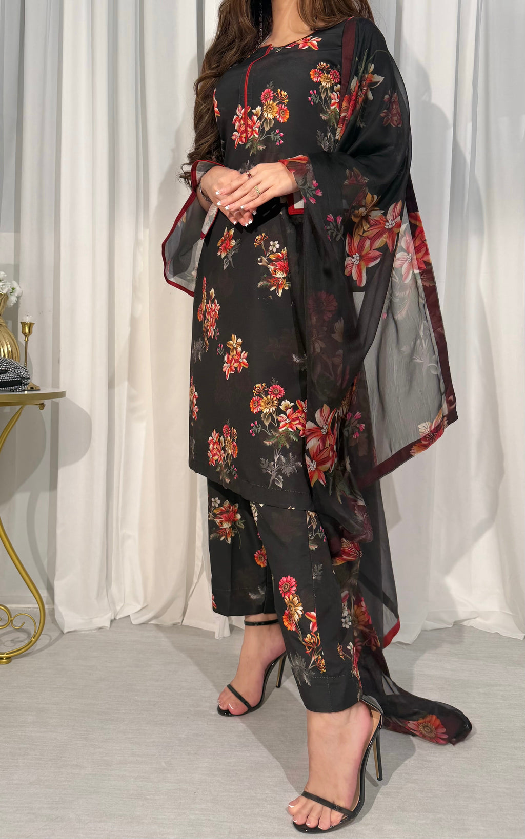 DIGITAL PRINTED SWISS LAWN 3pcs (Black Rose Charm)